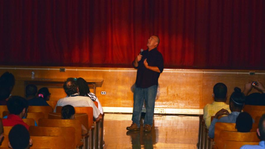 nstructor Jim Handley, a UW-Stout Diversity Award winner, discusses principles of nonviolent protest with high school students in Milwaukee.  