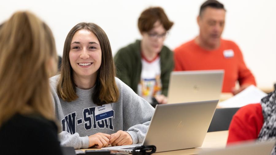 Advisers help first-year students register for classes at UW-Stout.