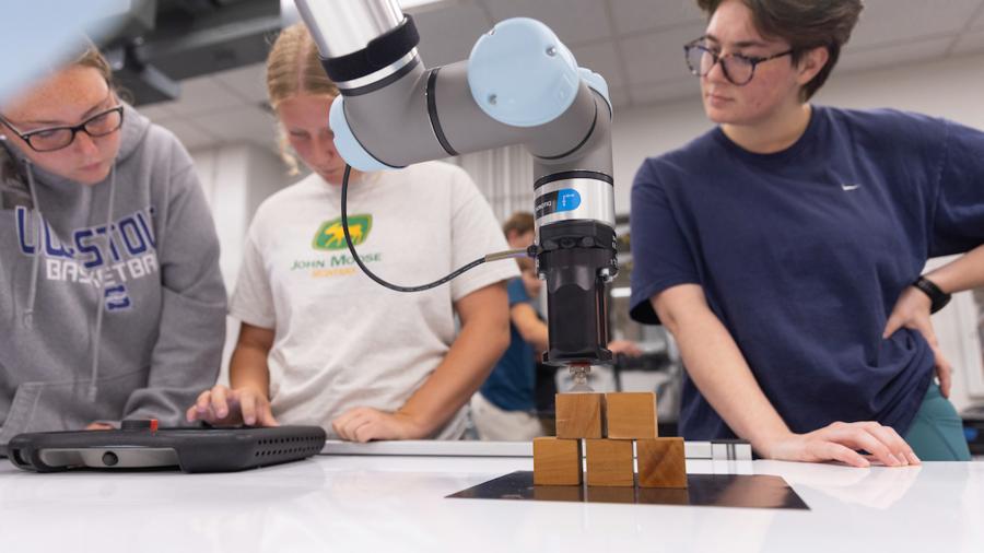 Robotics Lab, Universal Robots