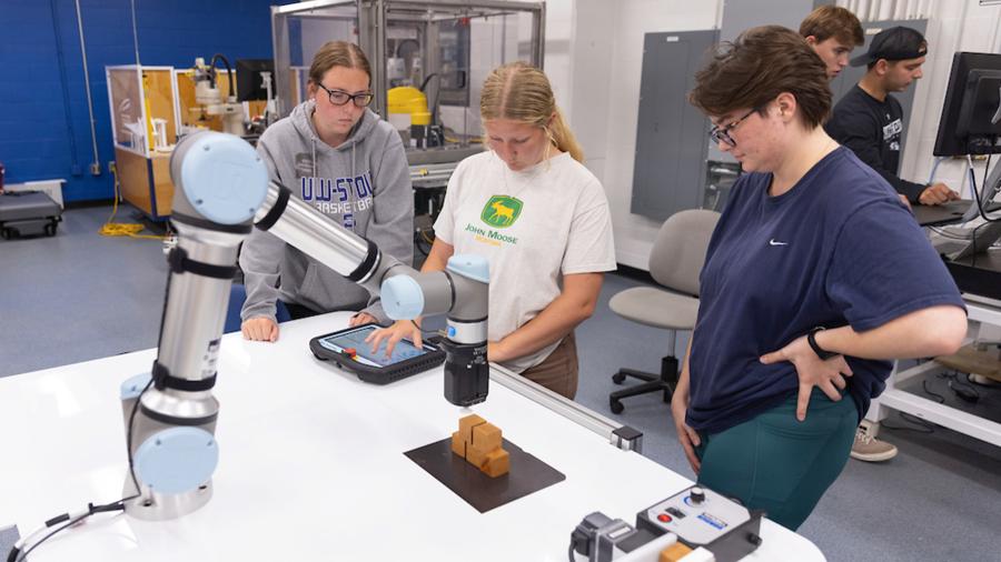 Robotics Lab, Universal Robots
