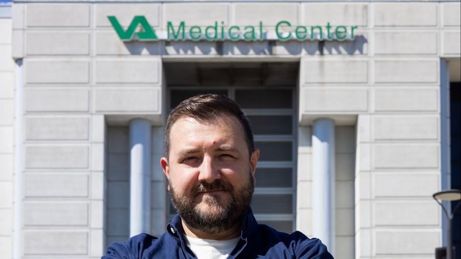 Drew Davis, a 2007 UW-Stout alum, is an adaptive technology specialist who helps disabled and sick veterans at the Minneapolis VA Medical Center.
