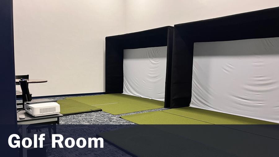Golf room with 2 simulator screens