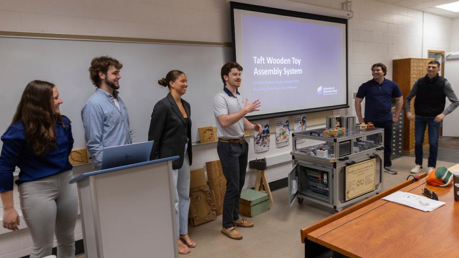 Manufacturing and mechanical engineering students give their capstone presentation