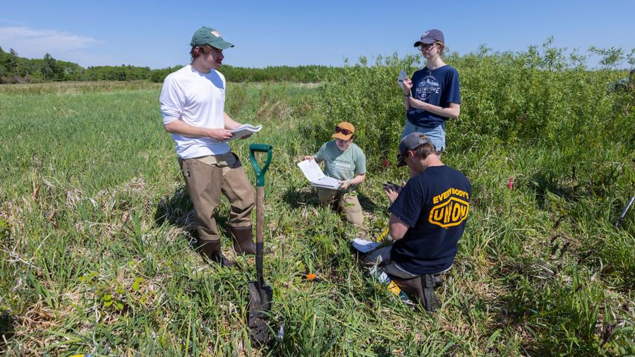 Freshwater Collaborative Field Hydrology course